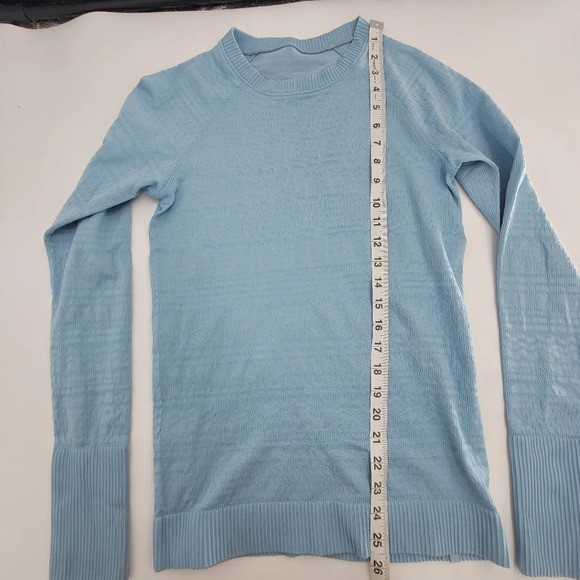 Lululemon light blue long sleeve Haze rest top size 4 - Picture 7 of 7
